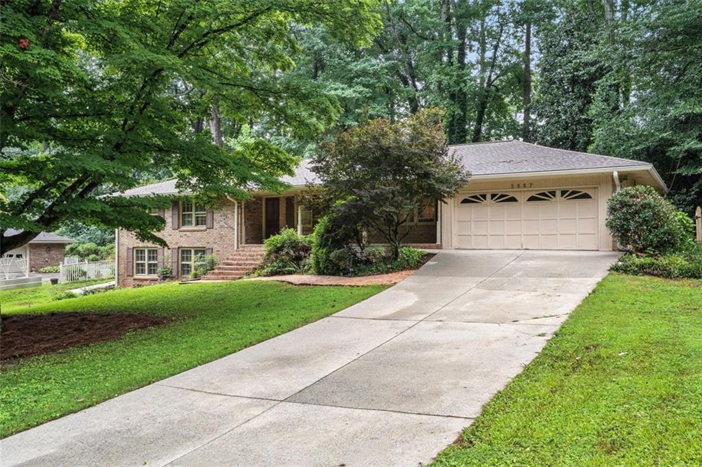 3557 Hershey Ln., Tucker, GA 30084