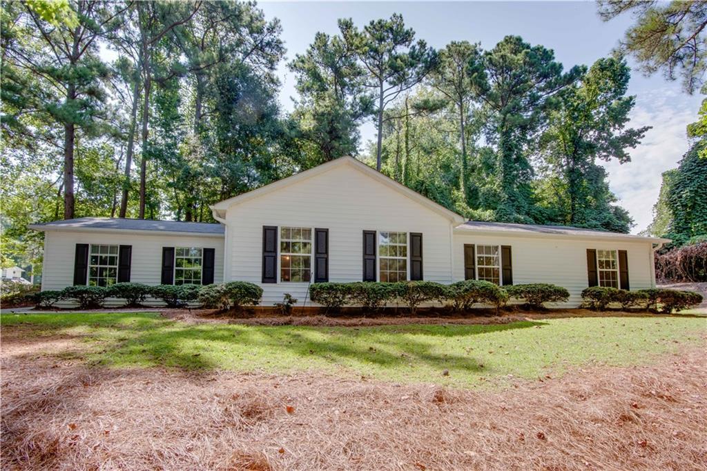 245 Fieldstone Dr., Fairburn, GA 30213
