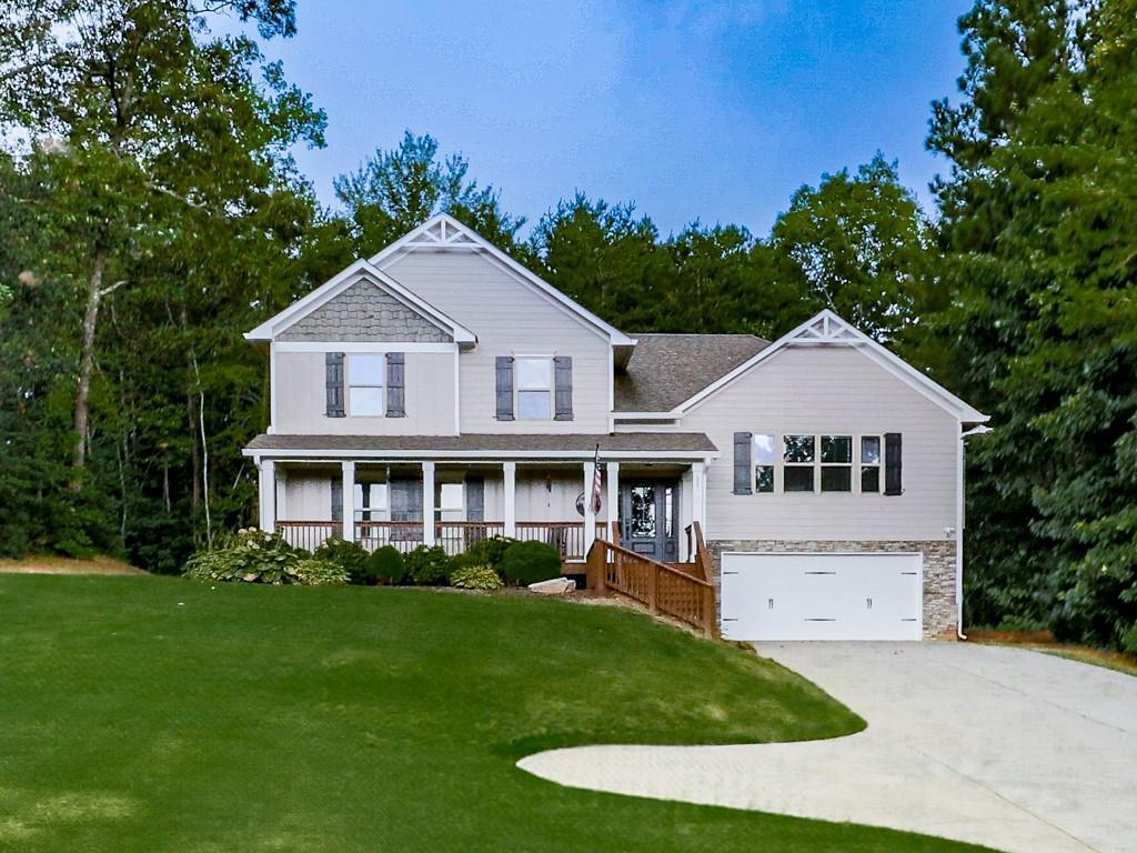 221 Woods Cir., Ball Ground, GA 30107