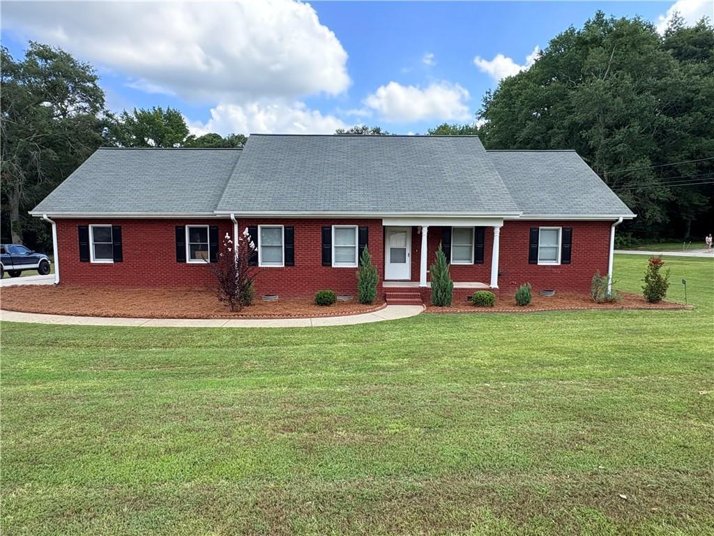 51 Alexander St., Winder, GA 30680