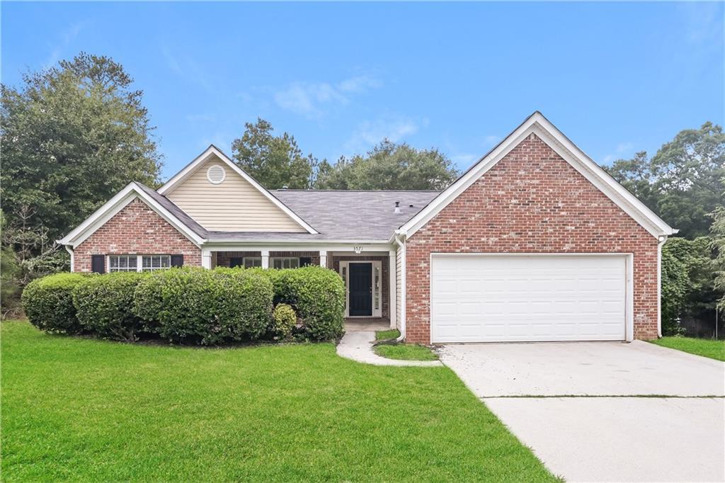 3571 Coveside Ct., Loganville, GA 30052