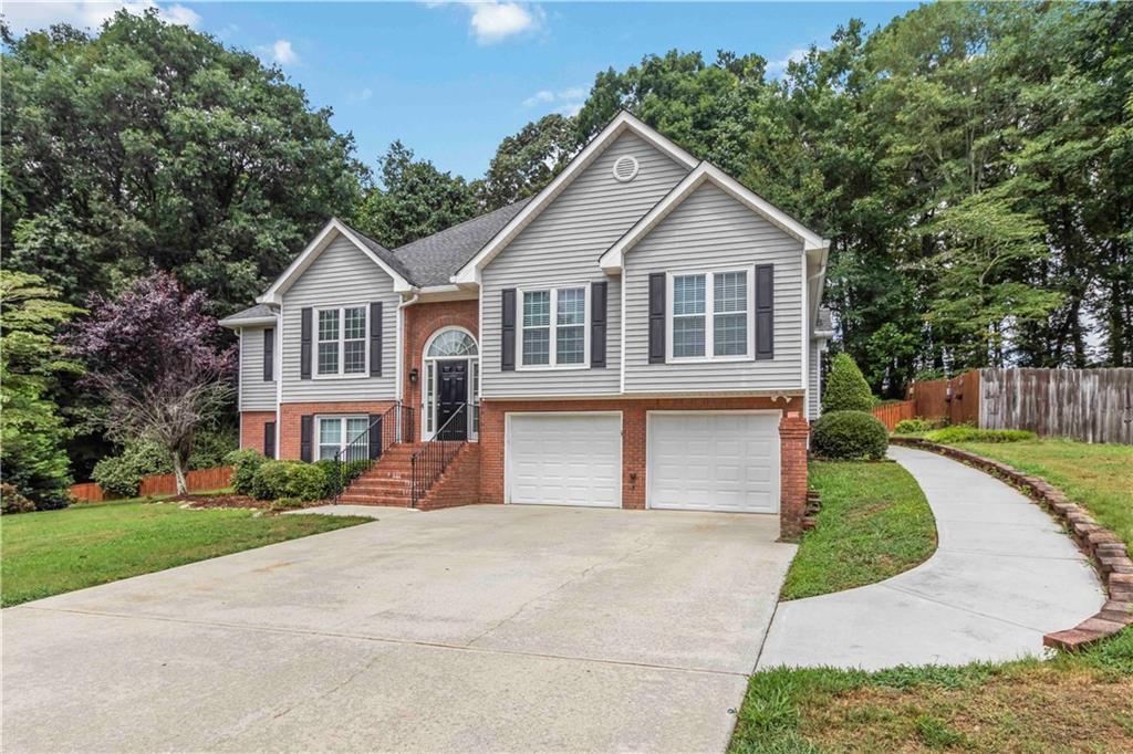 556 Wine Cluster Ct., Grayson, GA 30017