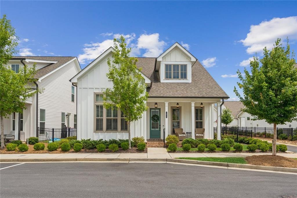 1673 Harvest Park Ln., Suwanee, GA 30024