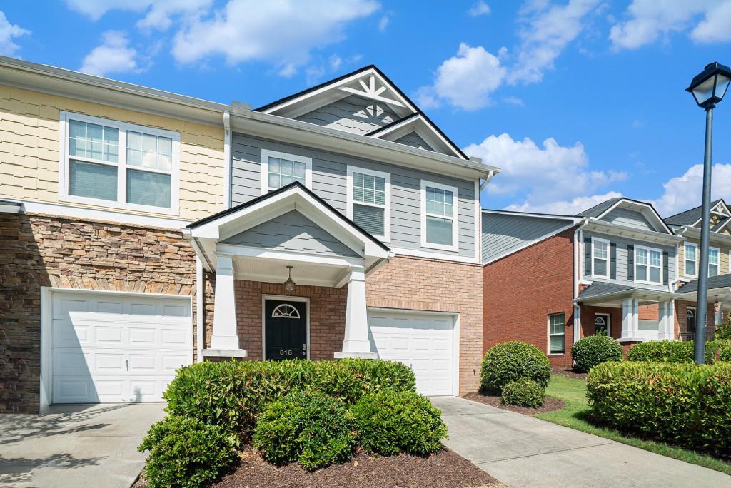 818 Arbor Gate Ln., Lawrenceville, GA 30044