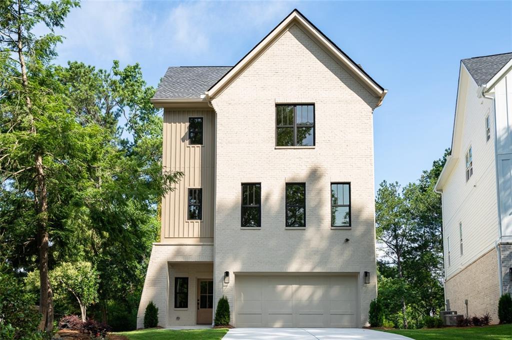 2745 S Bamby Ln., Brookhaven, GA 30319