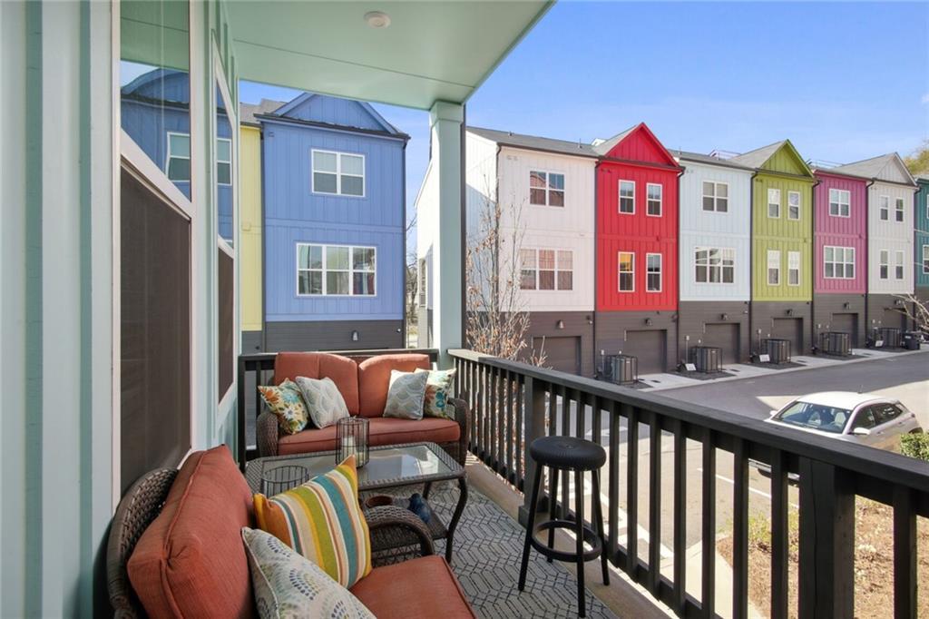 203 Color Cir., Atlanta, GA 30317