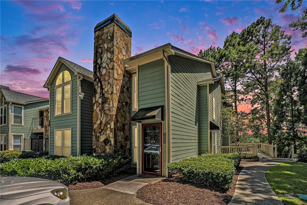 1005 Canyon Point Cir., Roswell, GA 30076