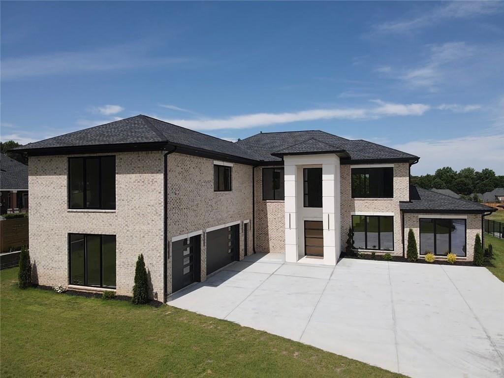 2753 Camp Branch Rd., Buford, GA 30519