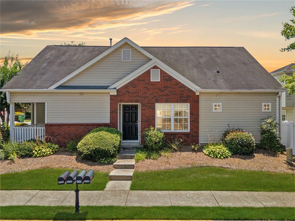 173 Swanee Ln., Woodstock, GA 30188