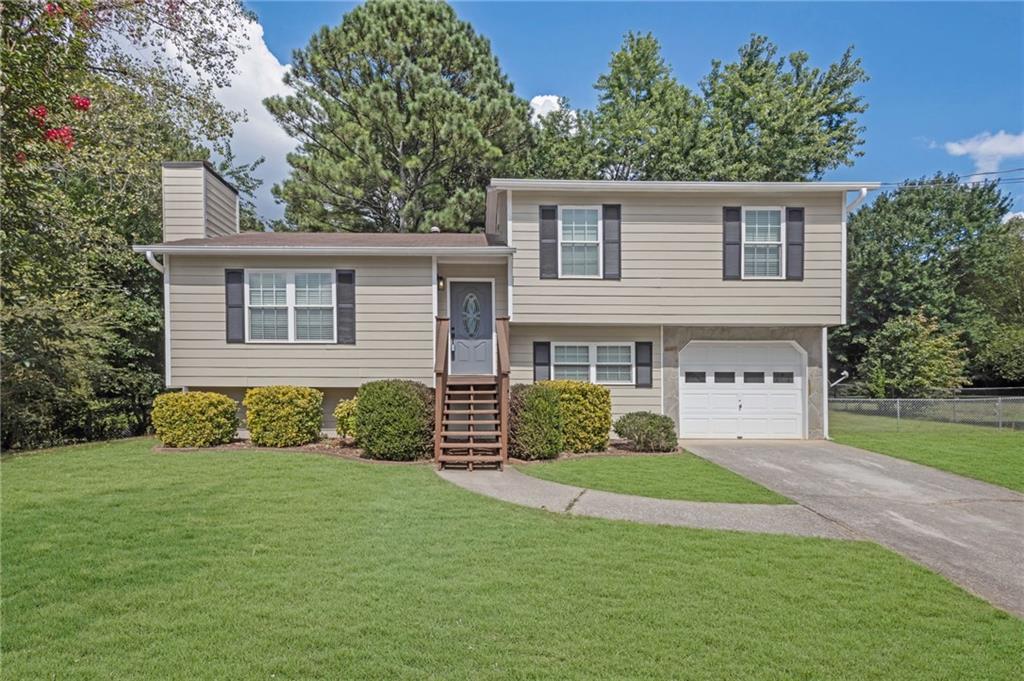 880 Westgard Ct., Douglasville, GA 30134