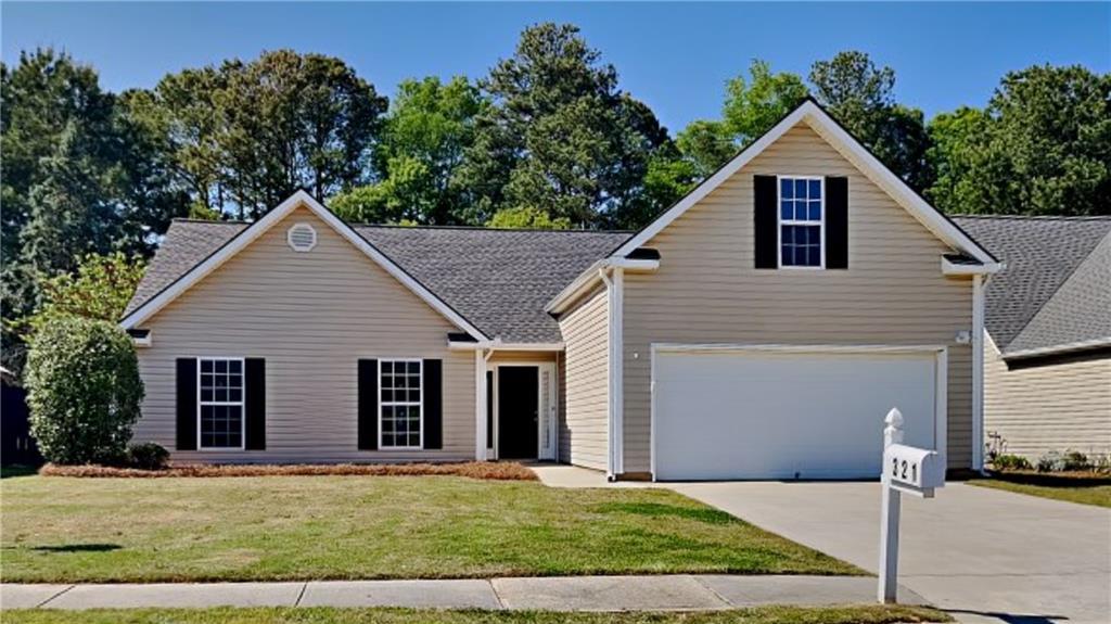 321 Shadowbrooke Dr., Loganville, GA 30052
