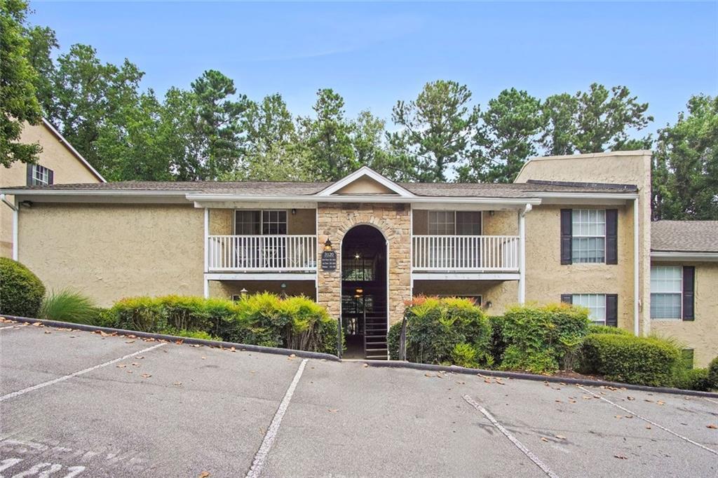 3120 Seven Pines Court Northwest #203, Atlanta, GA 30339