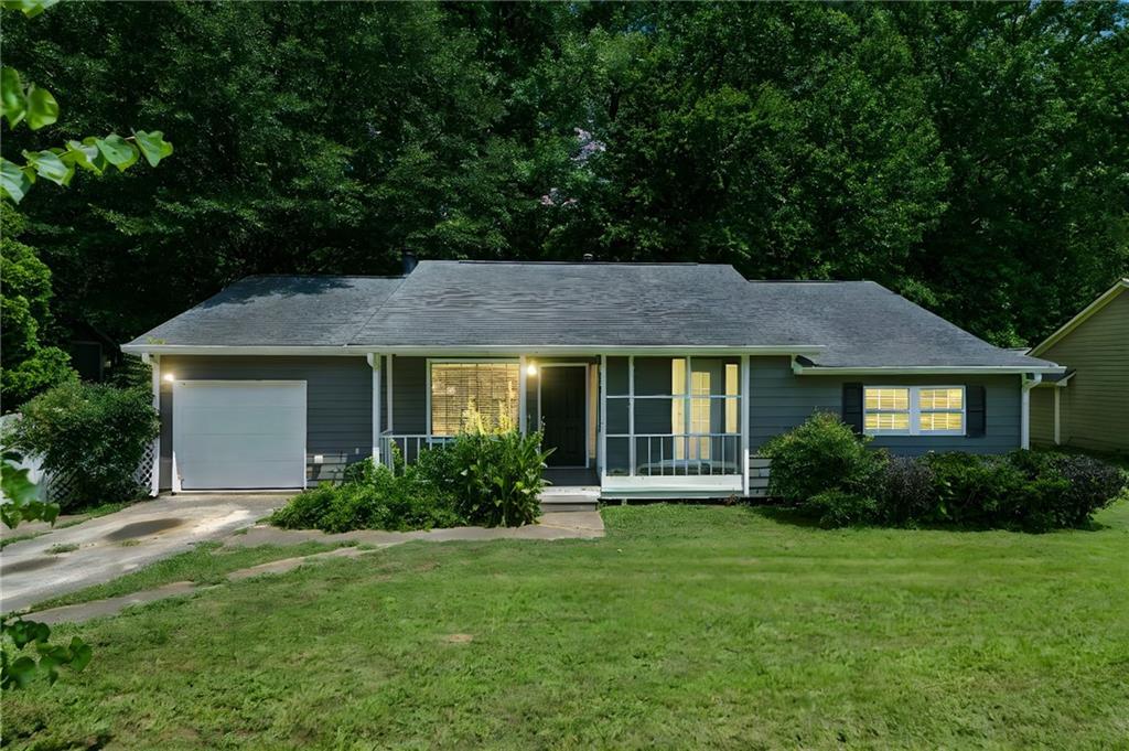 3045 Wildflower Ln., Snellville, GA 30039