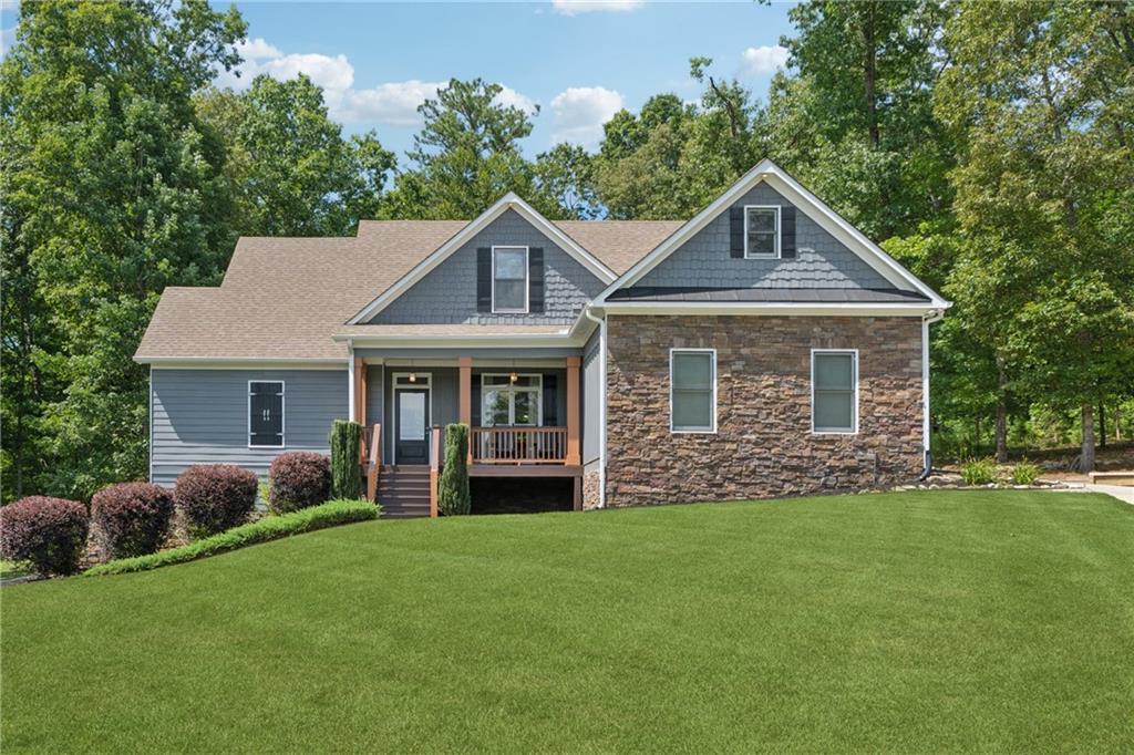 33 Rose Brooke Cir., White, GA 30184