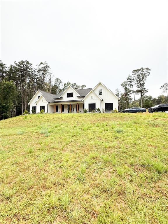 37 Pigeon Creek Dr., Dawsonville, GA 30534