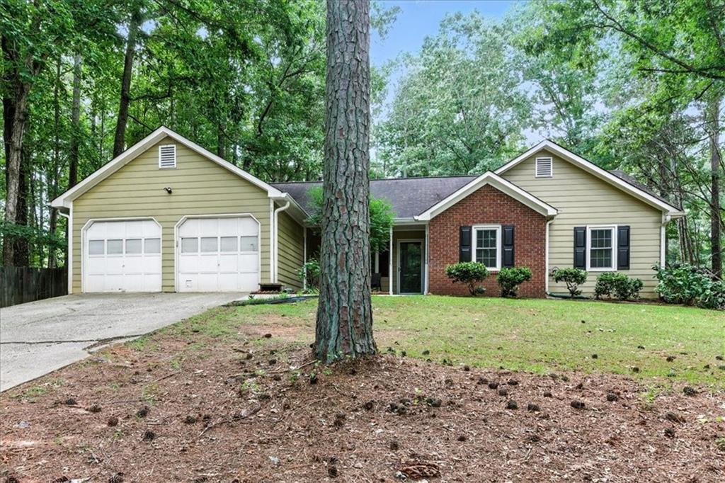 4586 Muirwood Cir., Powder Springs, GA 30127