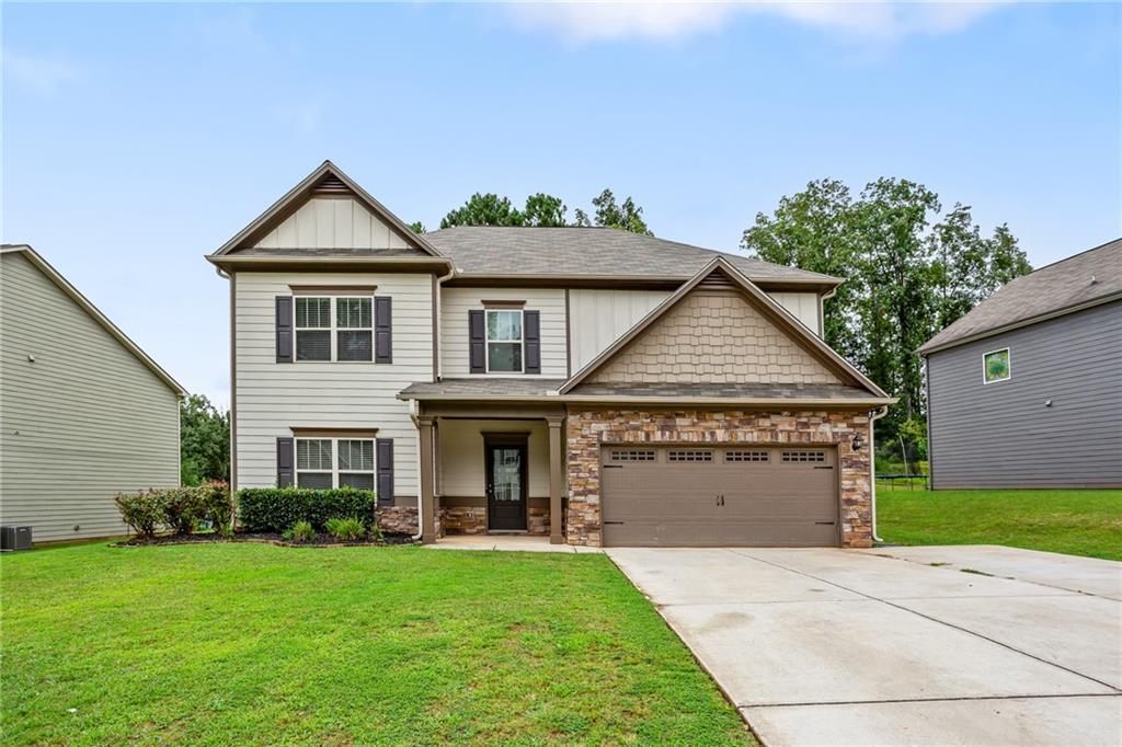 256 Berkleigh Trails Dr., Hiram, GA 30141