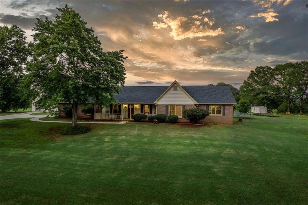 105 Breedlove Ln., Covington, GA 30014