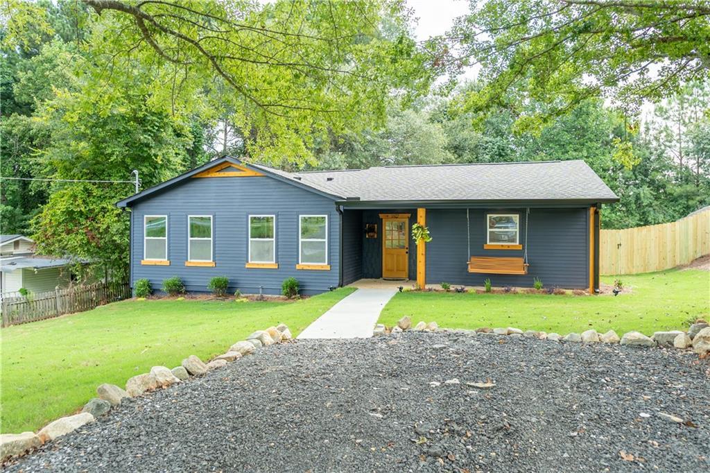 1377 Bobo Rd., Dallas, GA 30132