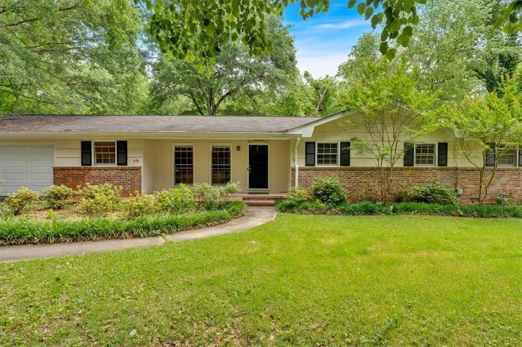 450 S Susan Creek Dr., Stone Mountain, GA 30083