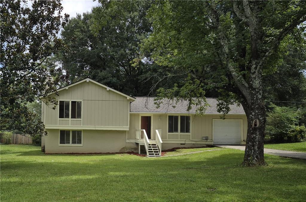 489 Village Run, Lawrenceville, GA 30046