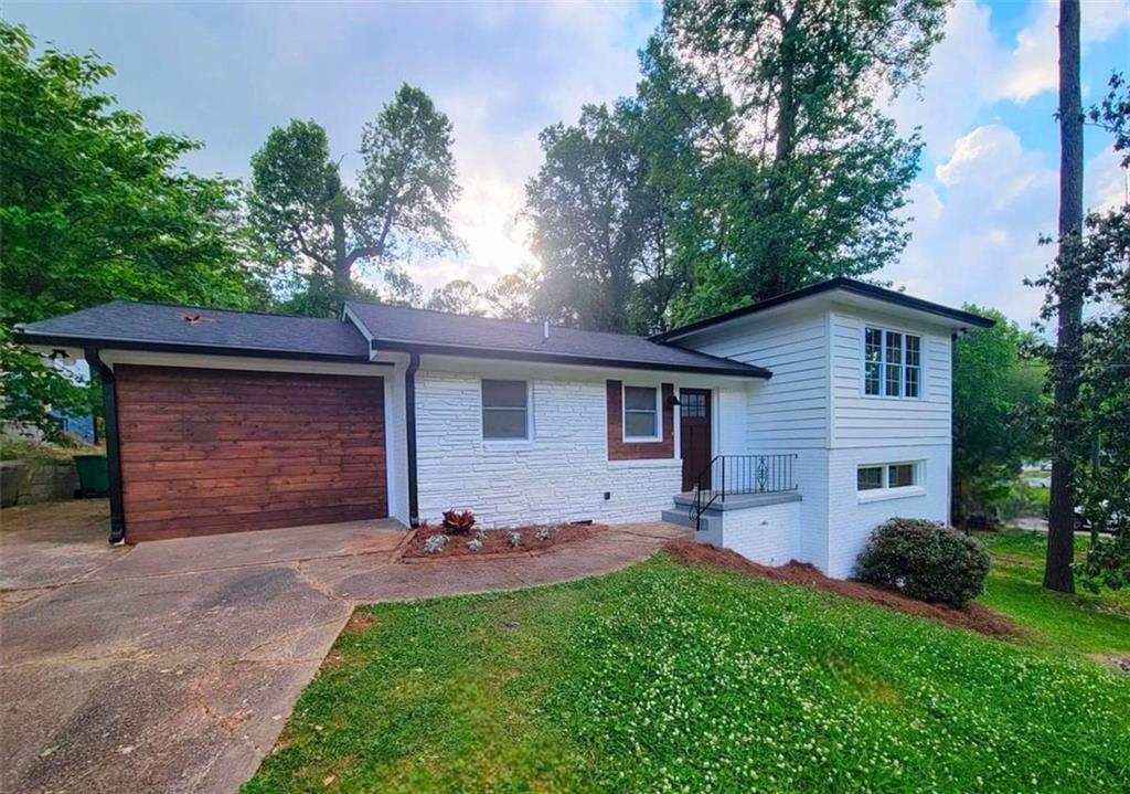 3561 Misty Valley Rd., Decatur, GA 30032