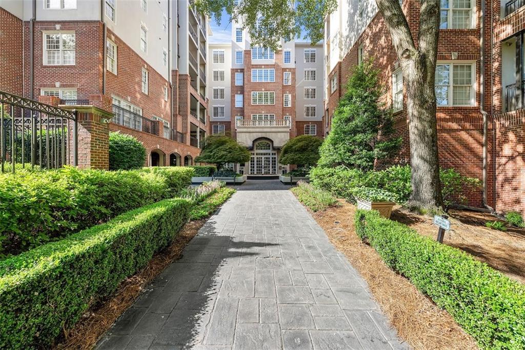 50 Biscayne Dr. #6107, Atlanta, GA 30309