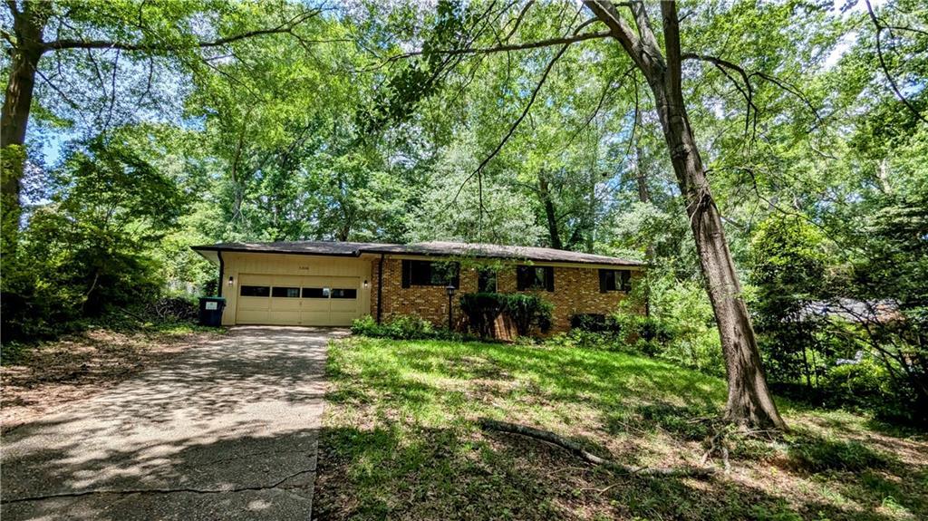 5508 Zanola Dr., Mableton, GA 30126
