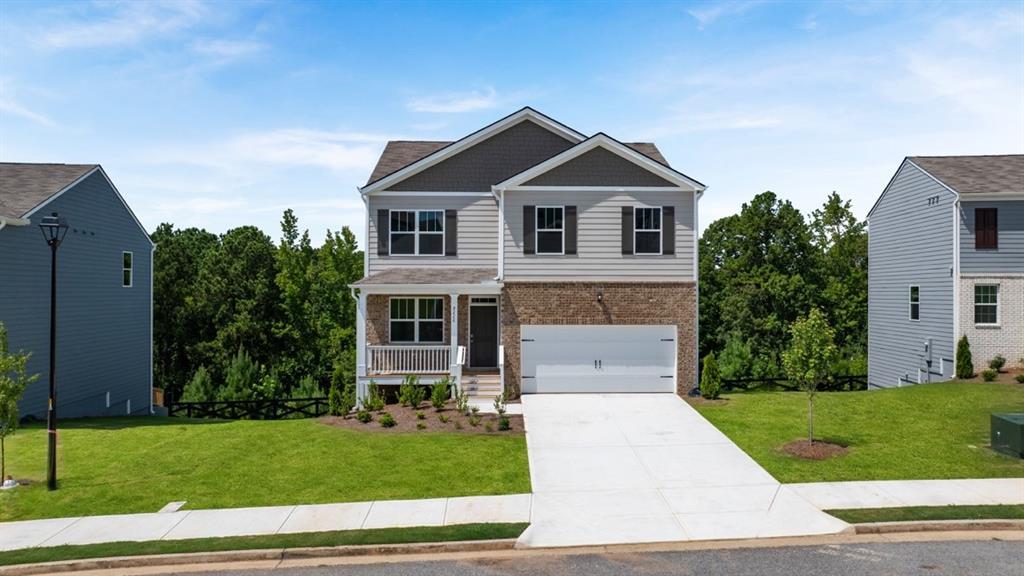 8211 Coldstream Dr., Fairburn, GA 30213