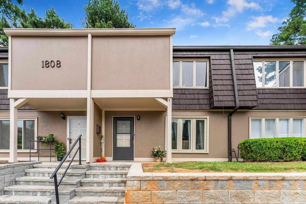 1808 Ashborough Way #G, Marietta, GA 30067