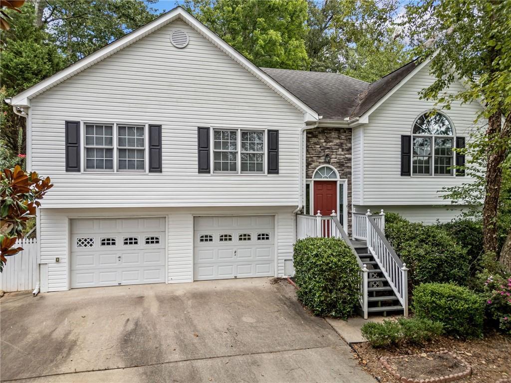 512 Matthew Dr., Canton, GA 30115