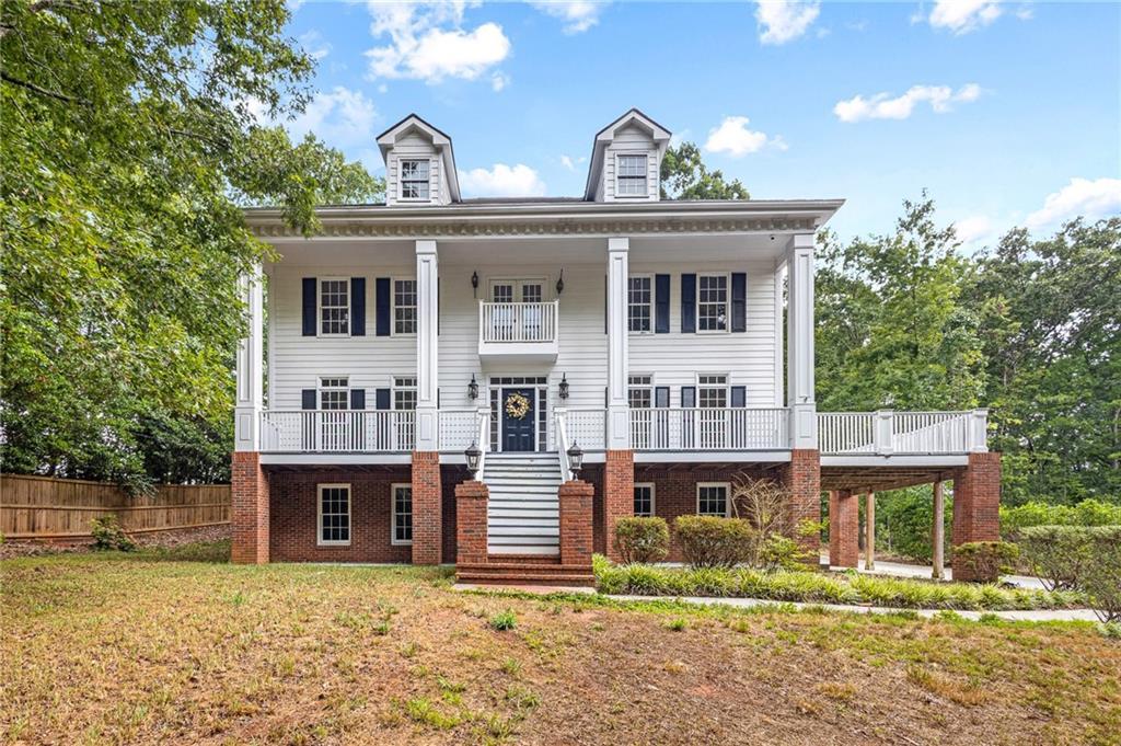 509 Arnold Rd., Lawrenceville, GA 30044