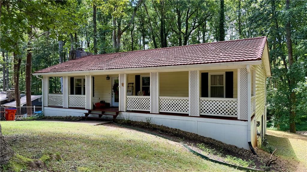 182 Oak Forest Dr., Canton, GA 30115