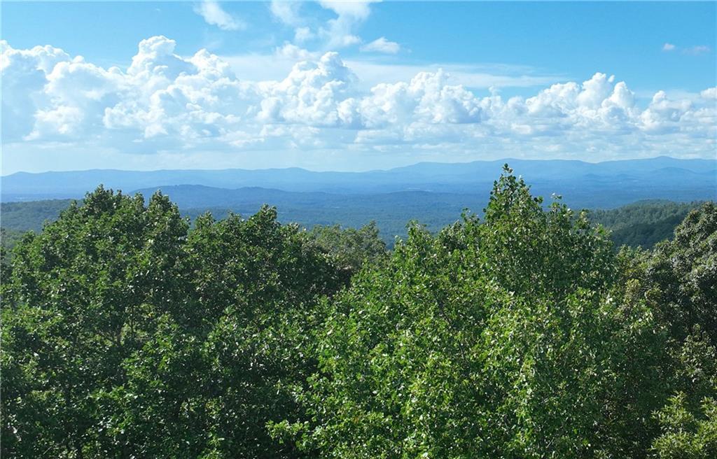 32 Highline Dr., Ellijay, GA 30536