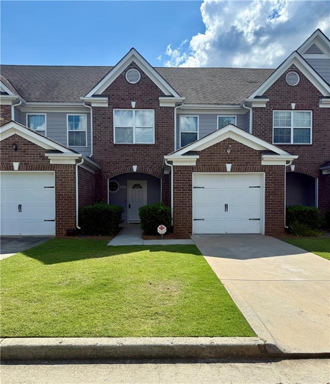 222 Village Dr., Loganville, GA 30052