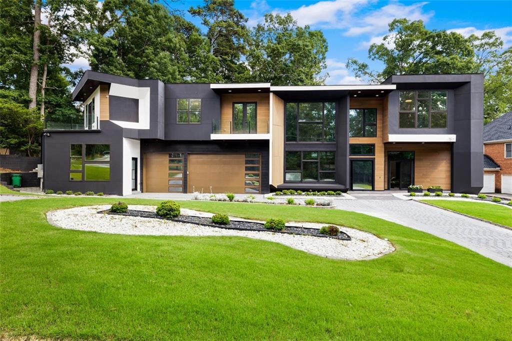 2401 Greenglade Rd., Atlanta, GA 30345