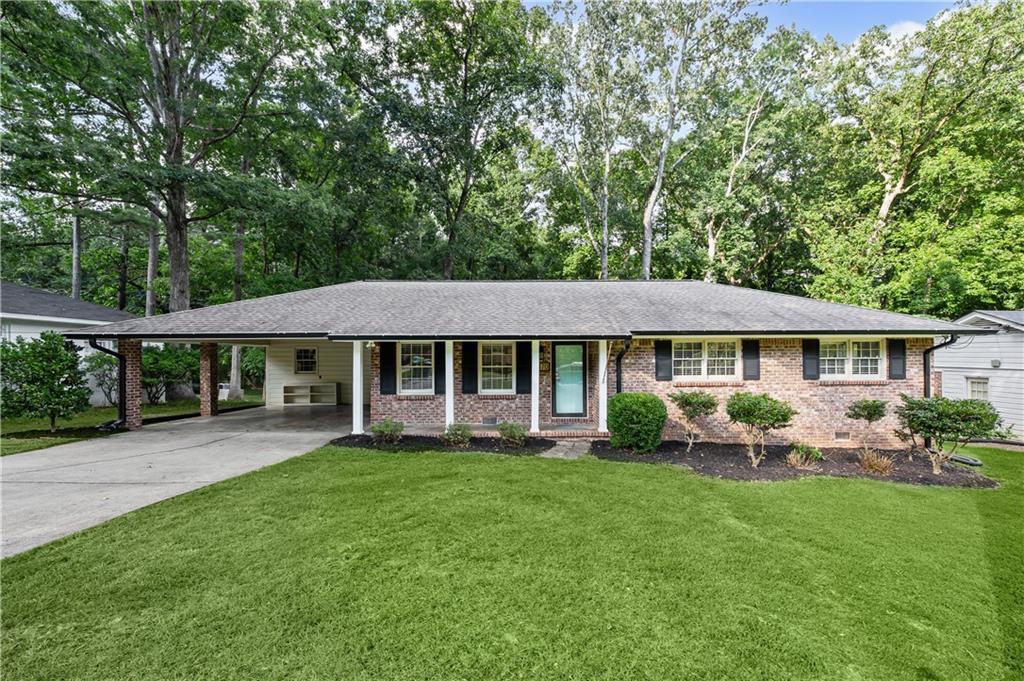 4470 Lake Ivanhoe Dr., Tucker, GA 30084