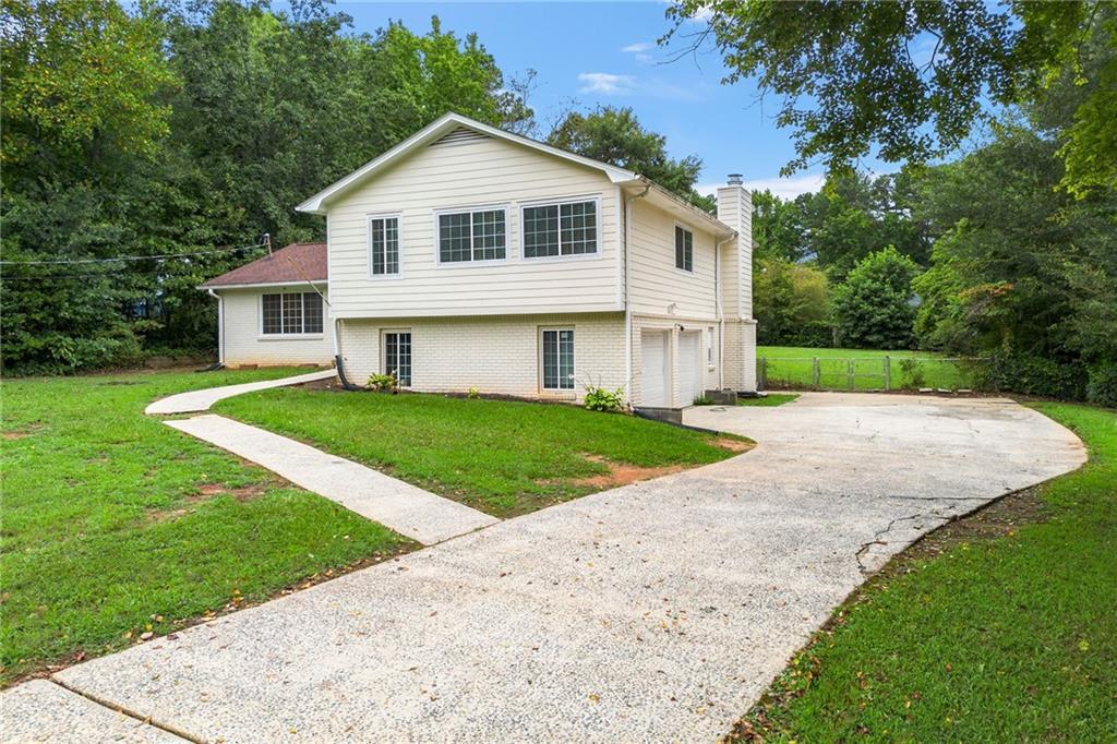 4408 Shiloh Tr., Powder Springs, GA 30127