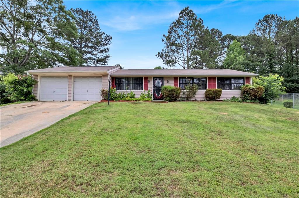 6990 Winkfield Pl., Atlanta, GA 30349