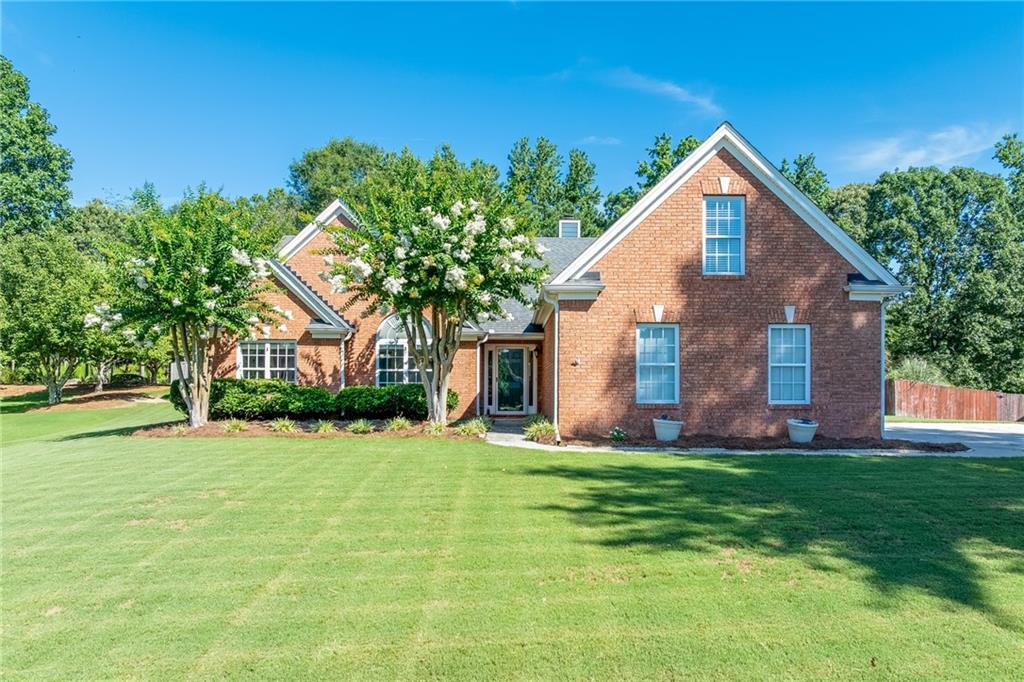 2760 Jay Oak Dr., Dacula, GA 30019
