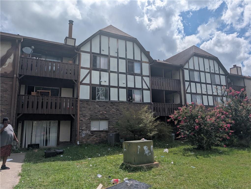 119 Camelot Dr., Atlanta, GA 30349