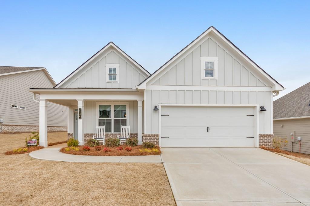 124 Redford Ln., Canton, GA 30115