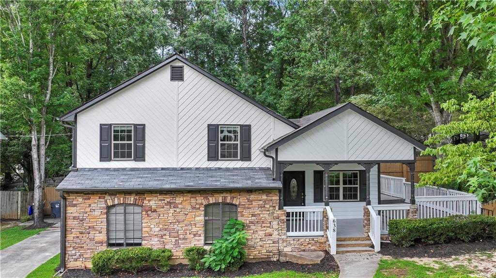 638 Granite Ln., Loganville, GA 30052