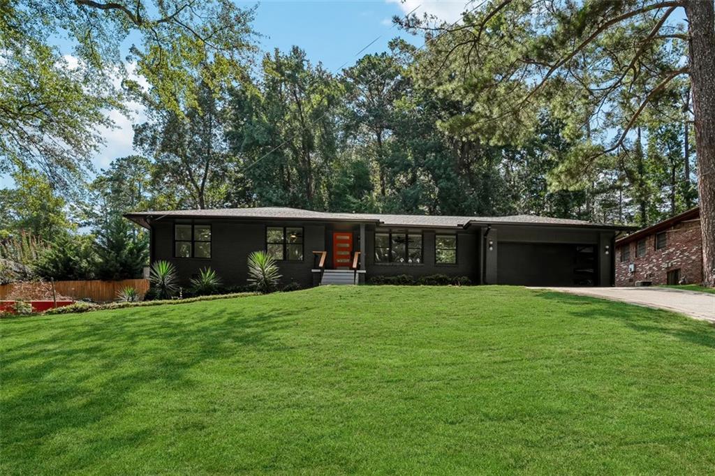 1435 Skyhaven Rd., Atlanta, GA 30316