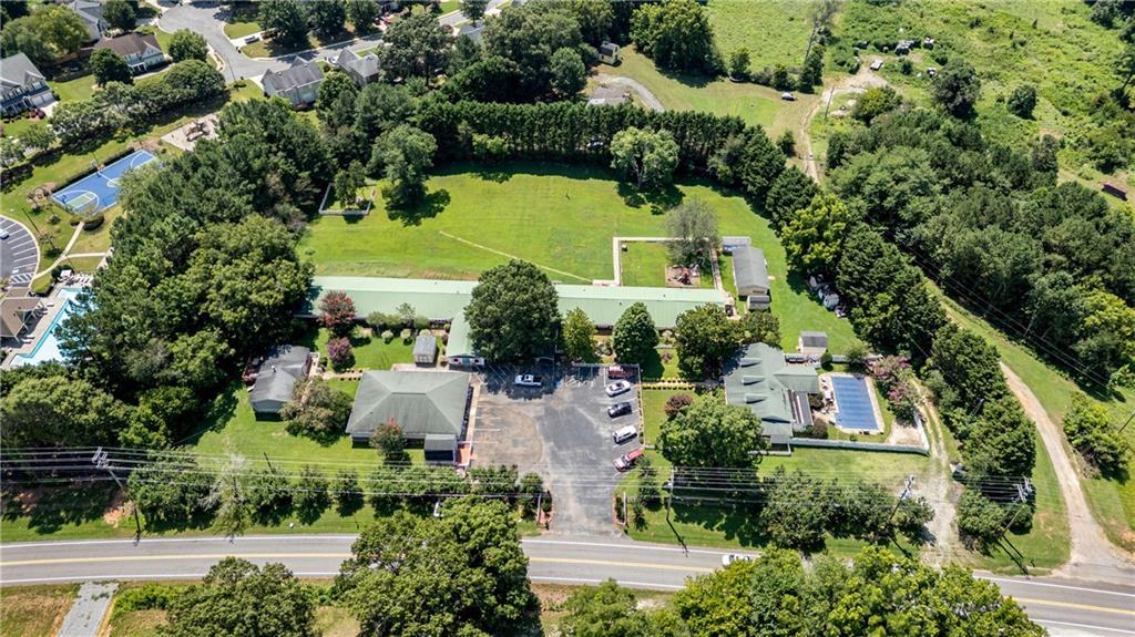 8024 E Cherokee Dr., Canton, GA 30115