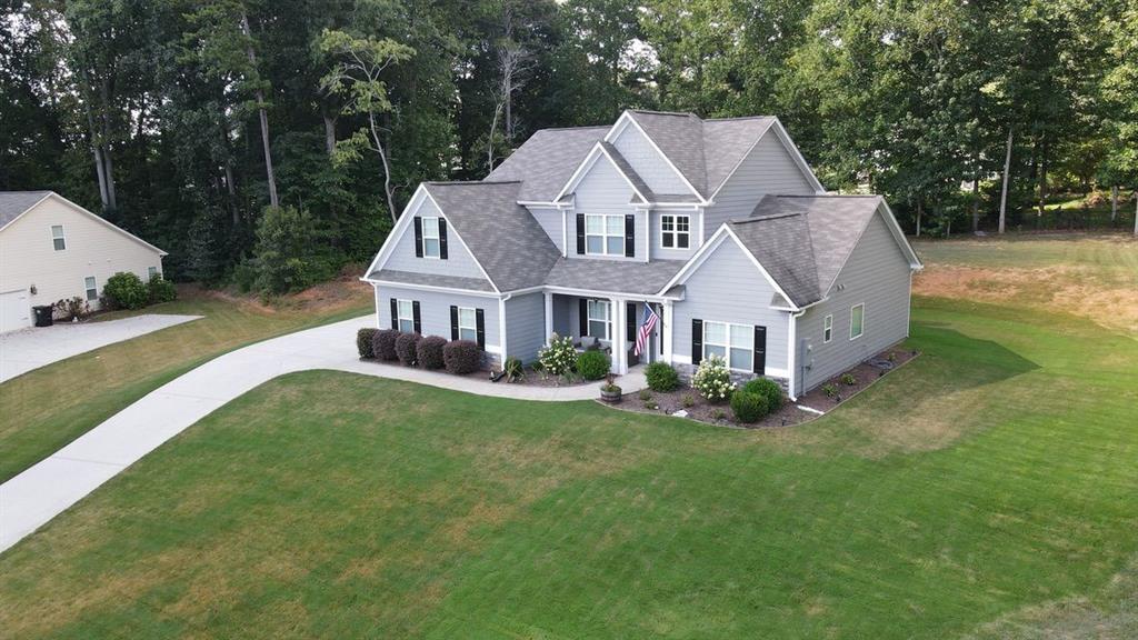 214 Copper Stem Dr., Dallas, GA 30157