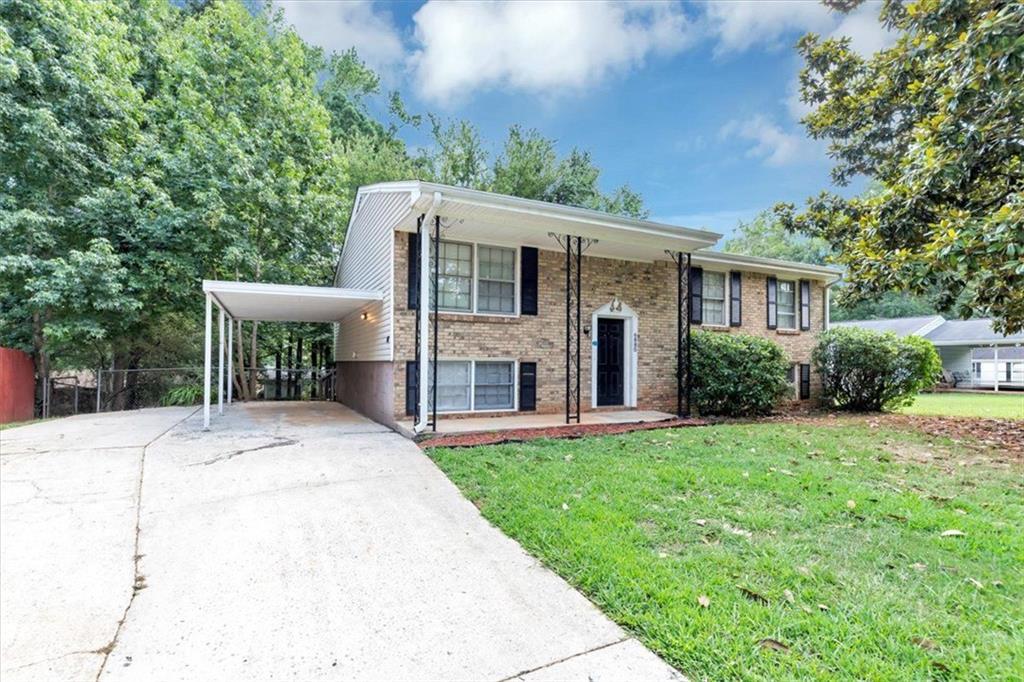 6880 Maddox Rd., Morrow, GA 30260