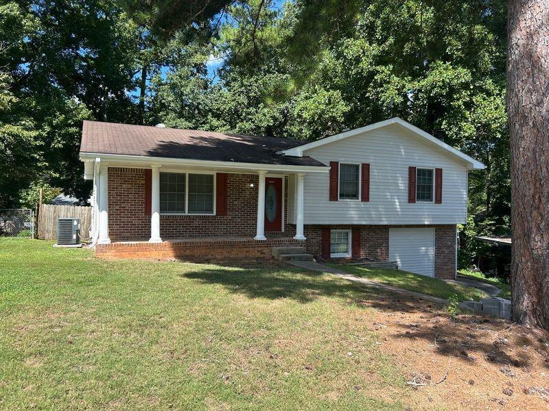6849 Knollwood Dr., Morrow, GA 30260