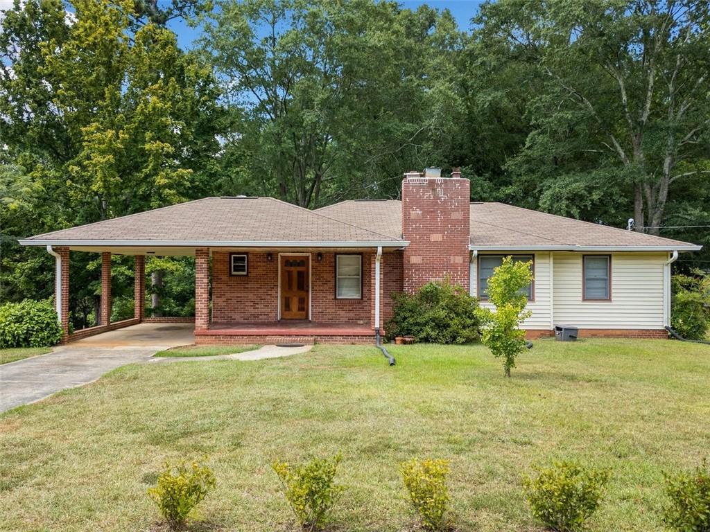 4344 Pineview Dr., Powder Springs, GA 30127