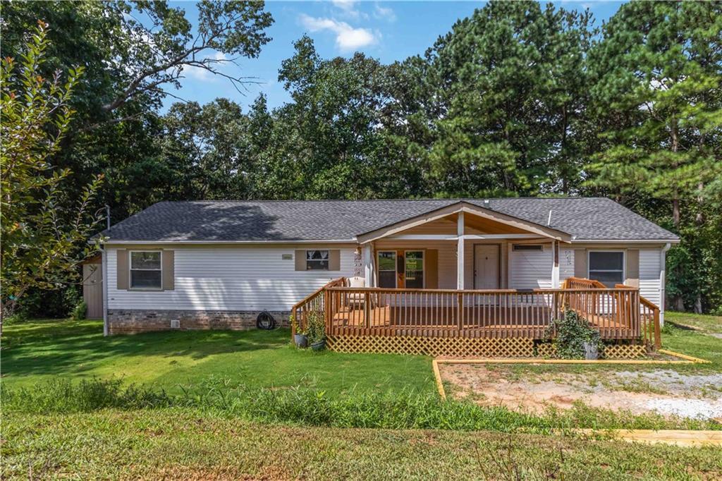 5105 Waterfront Dr., Acworth, GA 30102